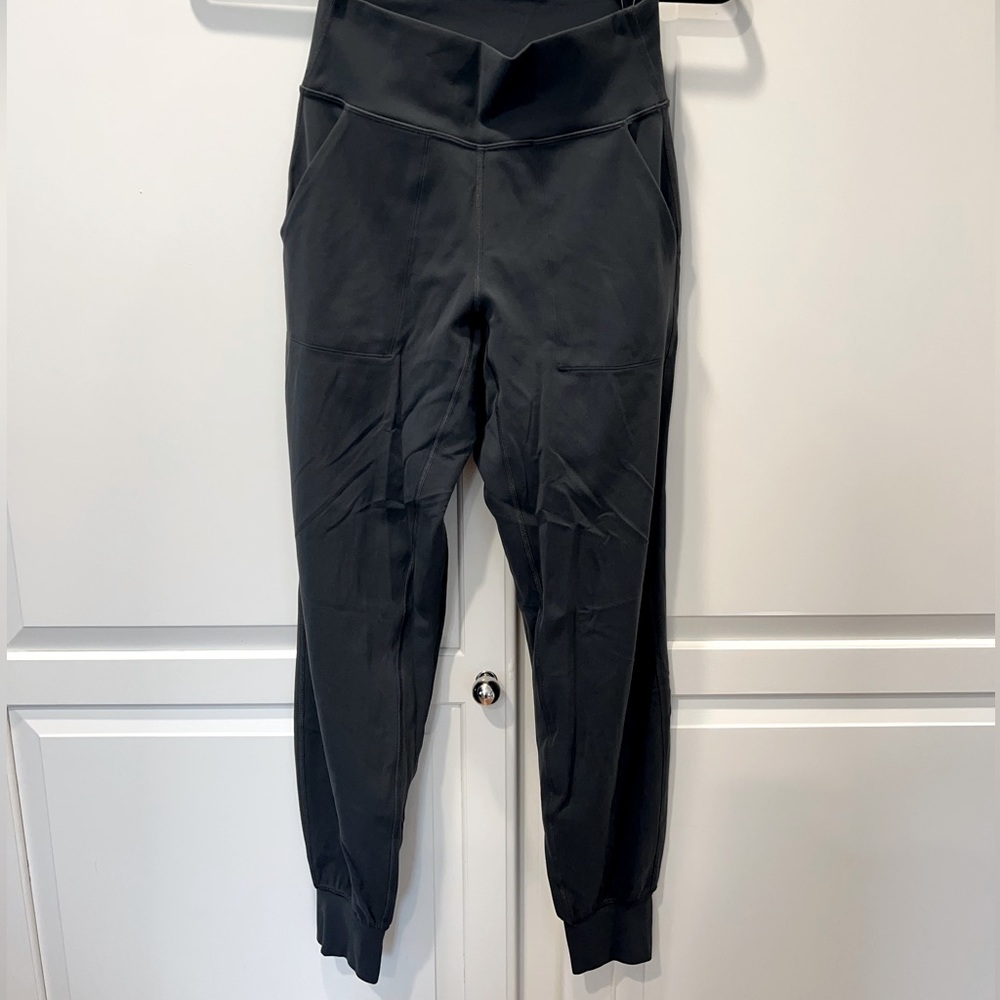 lululemon Align™ High-Rise Jogger *Full Length. Size 4.